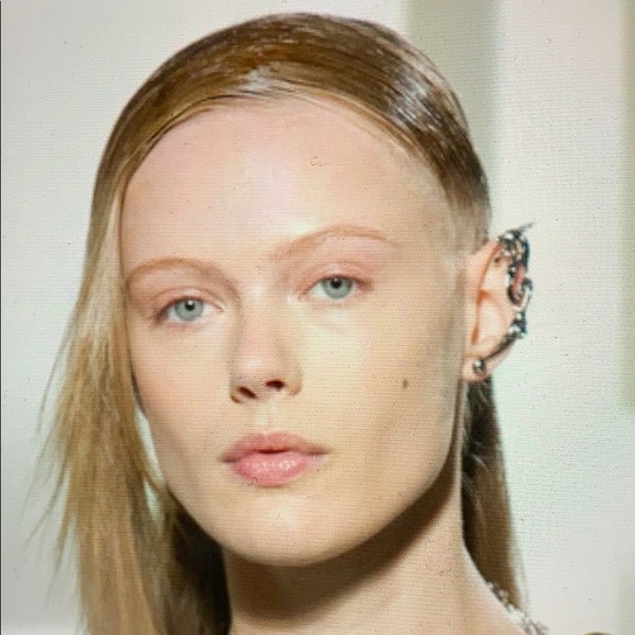 Rodarte Runway Dragon Ear Cuff - Picture 6 of 6